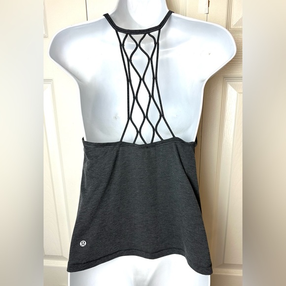 LULULEMON Love Knot Lattice Tank Top Workout Shirt Heathered Black Gray Crochet - Picture 8 of 12